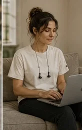 Stimming T-Shirt ile laptopta çalışan kadın